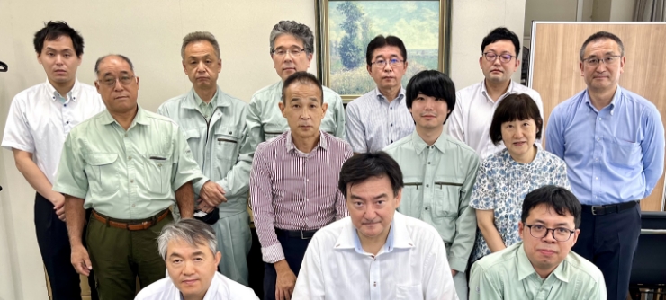 大京グループは、精密機械部品製造・航空自衛隊車両整備に携わり社会の発展に貢献しております。